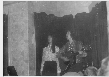 29 Tim Hart & Maddy Prior