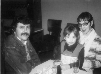 80 Tony Capstick with his first wife Carol and his daughter Vicky