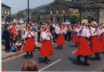 14 Rivington Ladies Dance Side